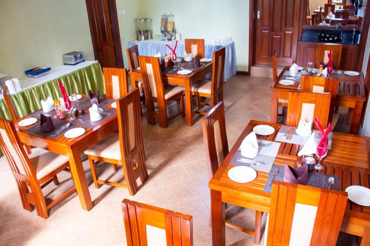 Lush Garden Business Hotel Arusha Extérieur photo