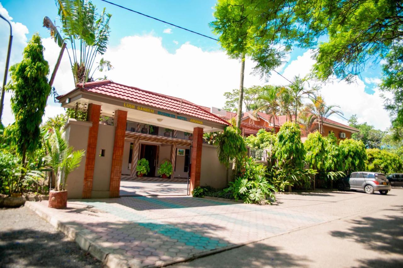 Lush Garden Business Hotel Arusha Extérieur photo